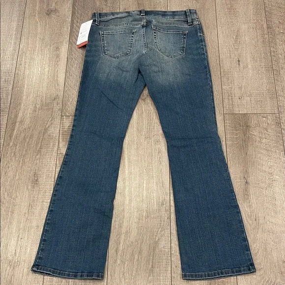 Ingrid & Isabel Flare Blue Jeans Maternity Boot Cut With Expandable Waist Size 4 - Picture 3 of 9